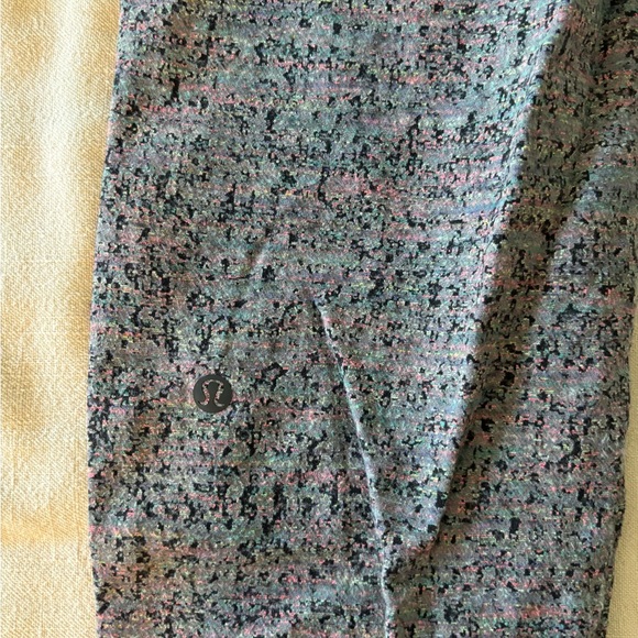 Lululemon sweats pants - Picture 4 of 4